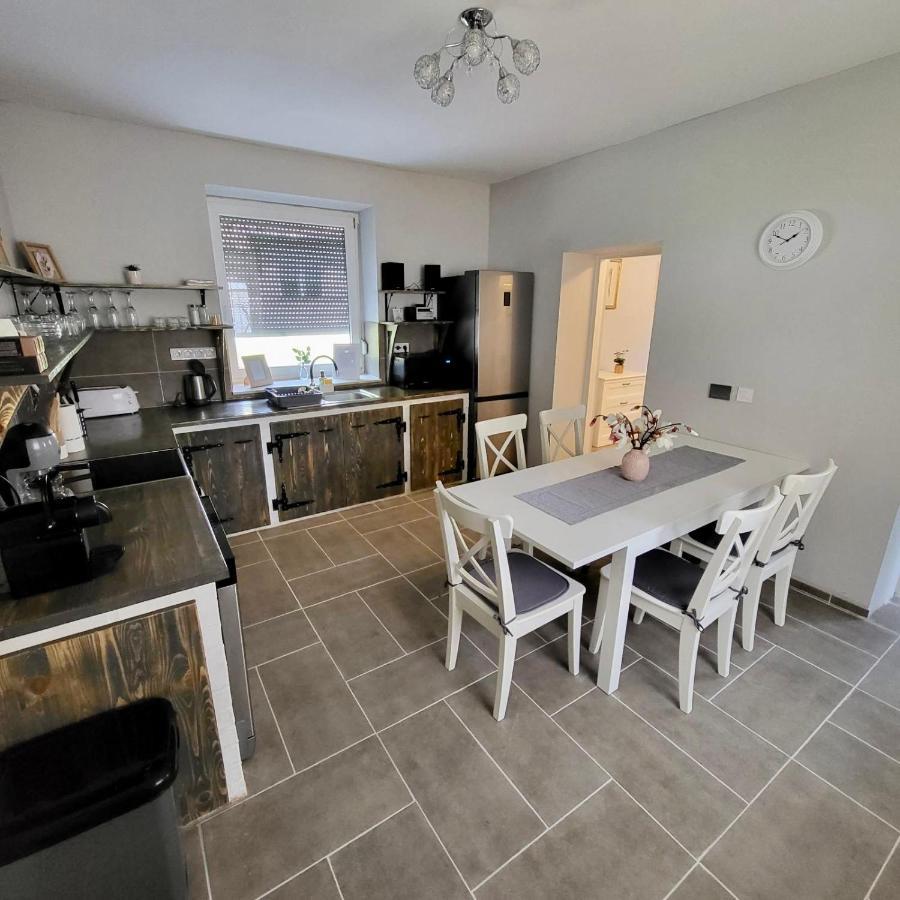 White Luxury Cottage- Matrai Vadaszhaz 4 Apartment
